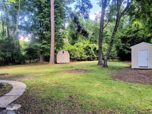 Photo - 504 Clyde Dr