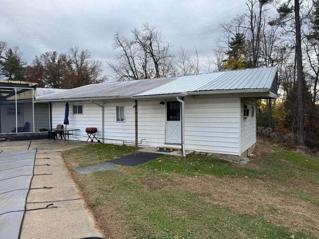 Photo - 4813 Sayre Ave Apartamento Unidad 4813 Sayre Ave.  2