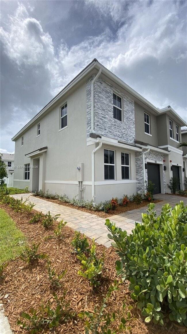 Photo - 125 SW 171st Wy