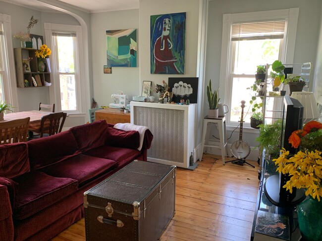 Photo - 75 Roberts St Unidad #2