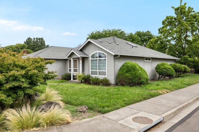 Photo - 621 Shadow Wood Dr