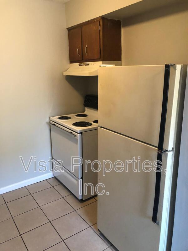 Photo - 4912 Saddlebrook Ln Unit Apt 1