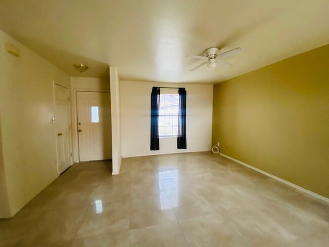 Photo - 2903 Patzcuaro Dr