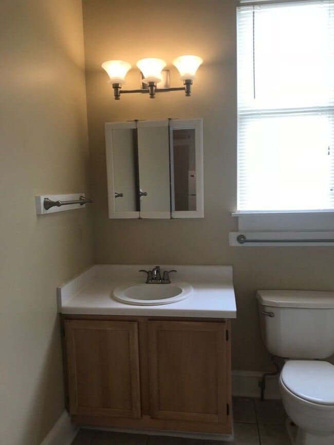 Photo - 1014-1016Thali Unit 1016