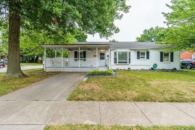 Building Photo - Charming 3 bedroom 2 bath home in Southland neighborhood!