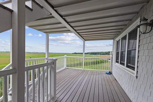 Photo - 497 Winnacunnet Rd