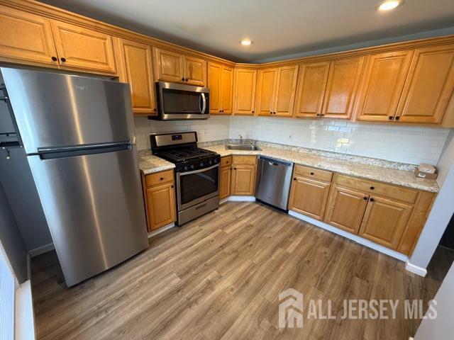 Photo - 253 Bromley Pl