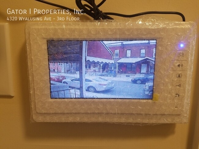 Photo - 4320 Wyalusing Ave Unit 3rd Floor