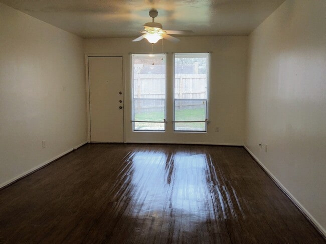 Photo - 2611PR Apartment Unit A