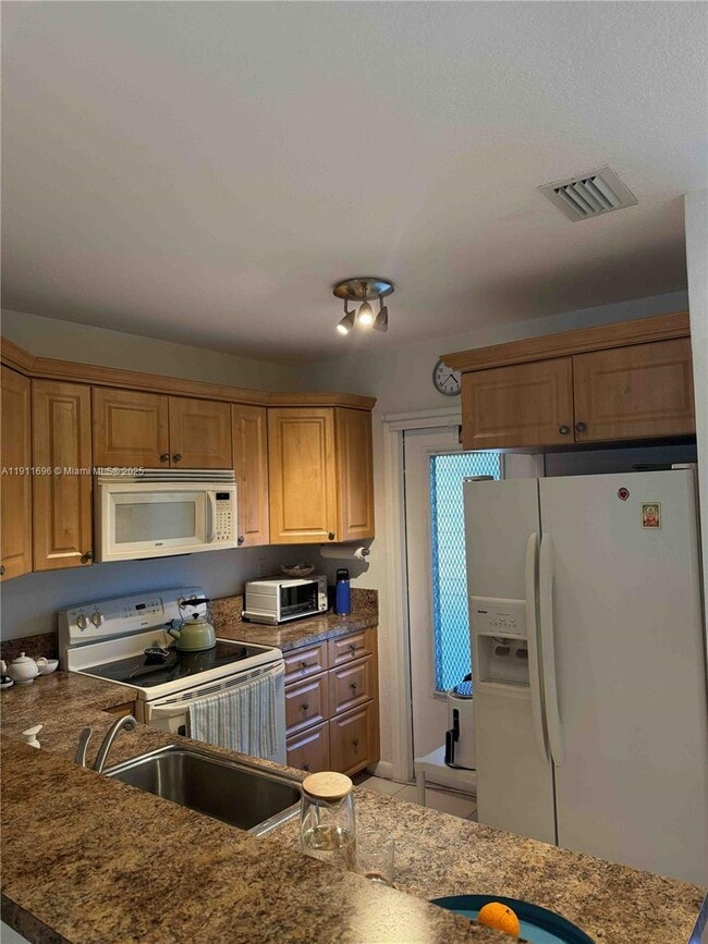 Photo - 5141 W Oakland Park Blvd Unit 311