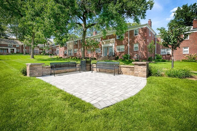 Photo - Hillside Village