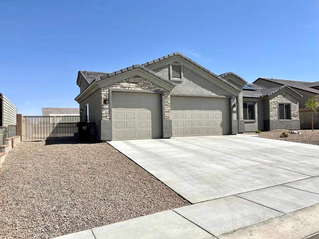 Photo - Beautiful 3 Bedroom Home in Southern Vistas w/ Solar!