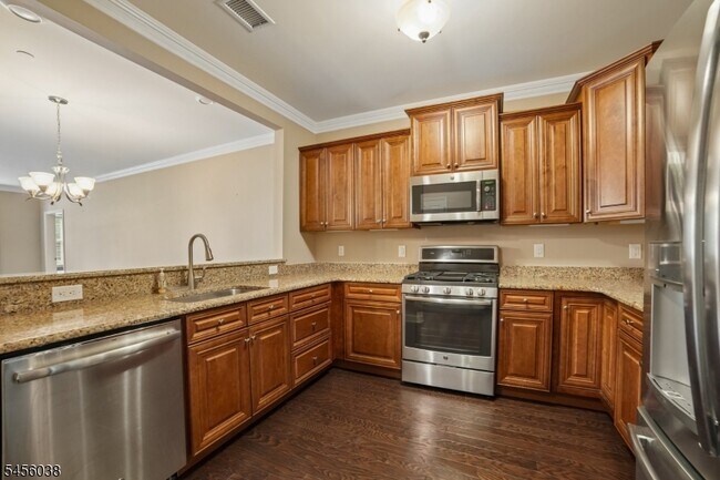 Photo - 4108 Hoover Ln