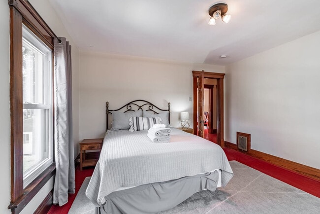 Photo - 341 N Water St Unidad SI ID1593935P