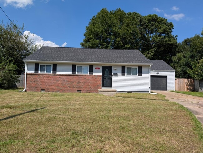 Building Photo - 2419 Chesapeake Ct Rental