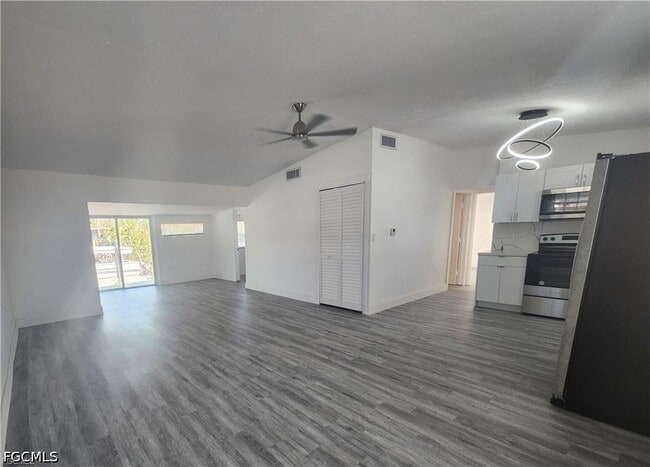 Photo - 2248 Marina Park Dr