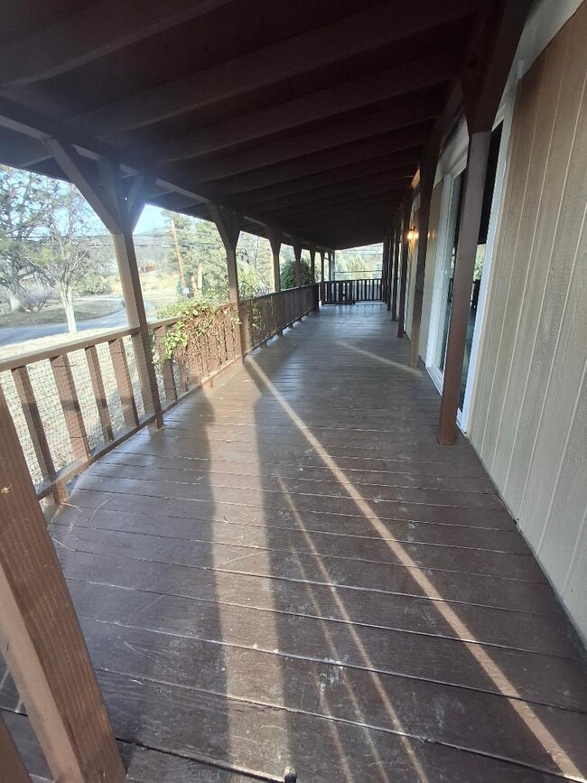 Photo - 3115 Fairlane Rd