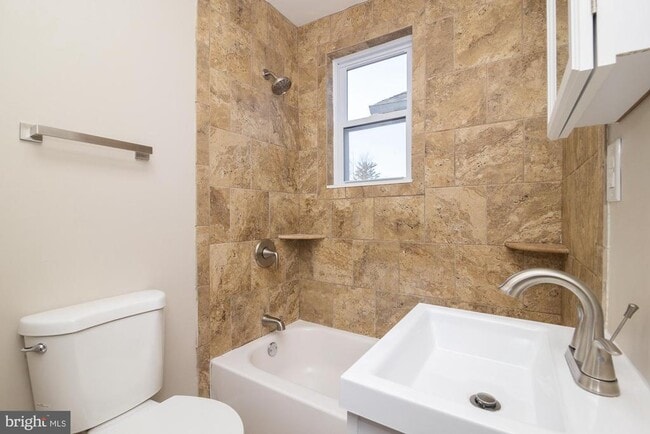 Photo - 217 Parkinson Ave