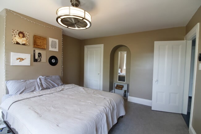 Photo - 196 Dorchester St