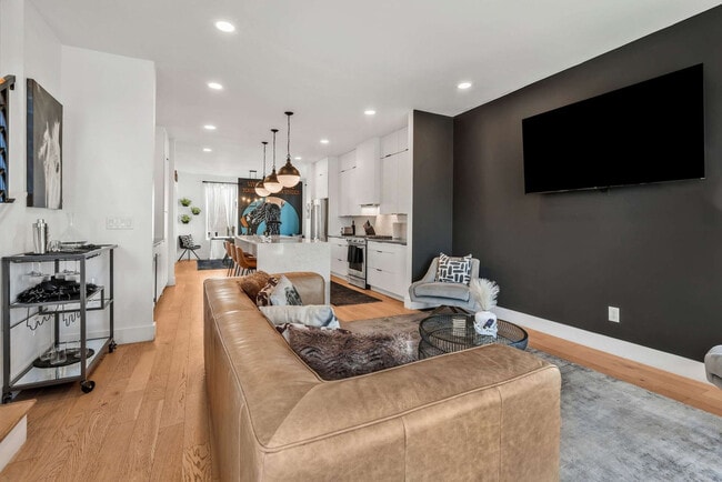 Photo - 1007 12th Ave N Unit ID1051727P