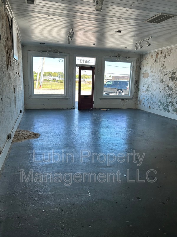 Photo - 2613 Broad Ave