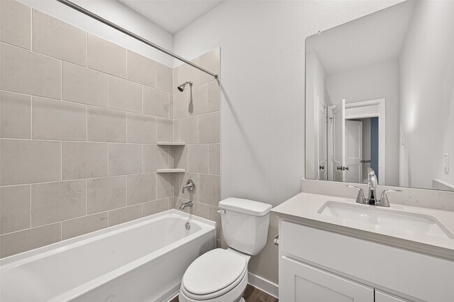 Photo - 4042 Bay Ct