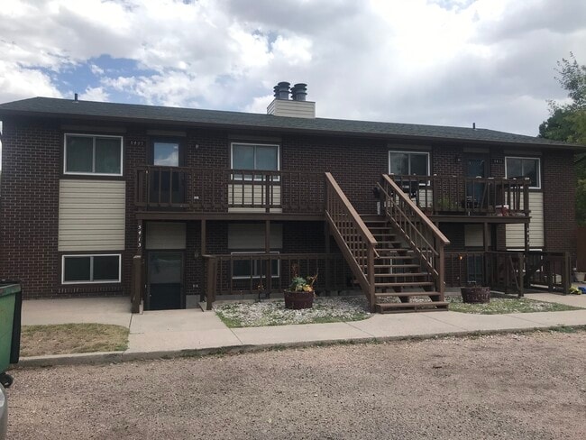Photo - 5413 Akes Dr Apartment