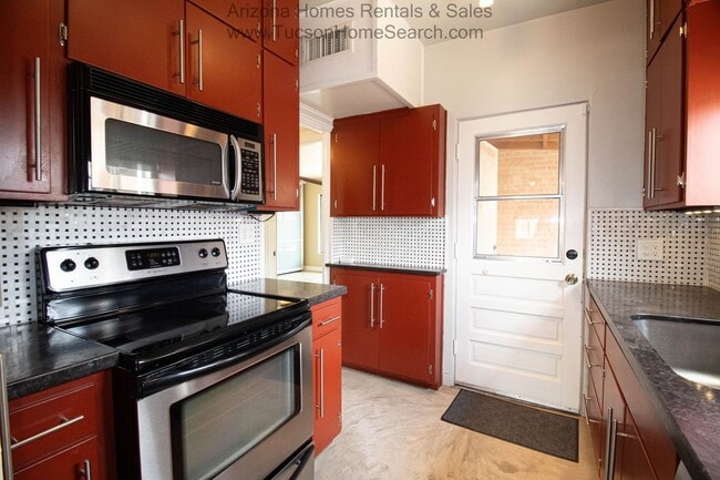 Photo - 122 N Martin Ave