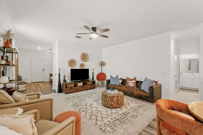 Photo - 12815 Cygnus