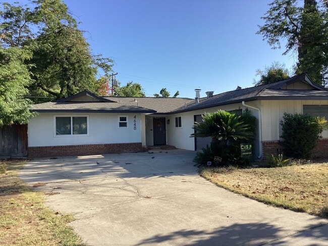 Photo - 4648 N 6th St