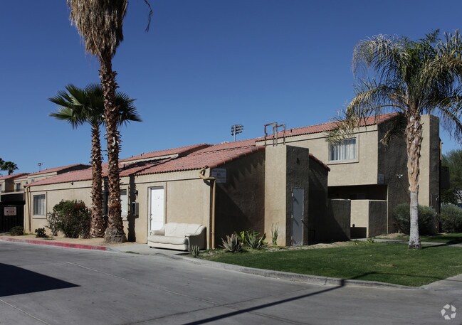 Photo - Royal Garden Apartments