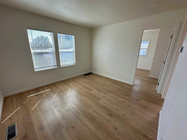 Photo - 3517 Lincoln Ave