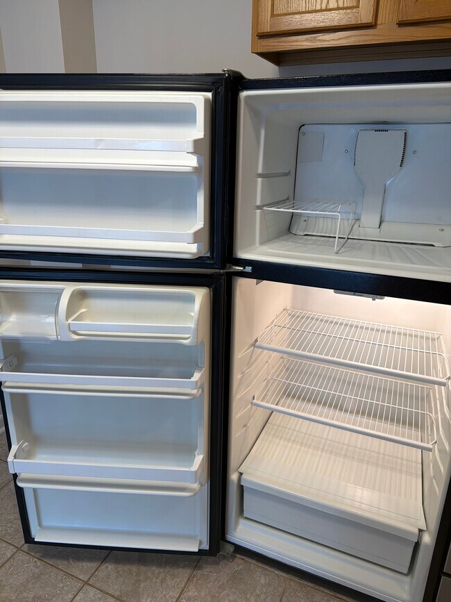 Photo - 10S511 Echo Ln Unidad 2