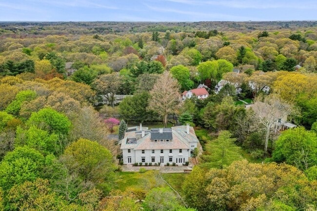 Photo - 12 Summit Rd