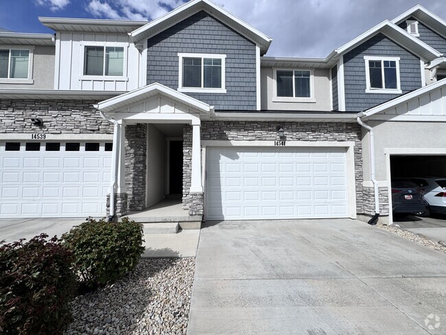 Building Photo - 14541 S Juniper Shade Dr Rental