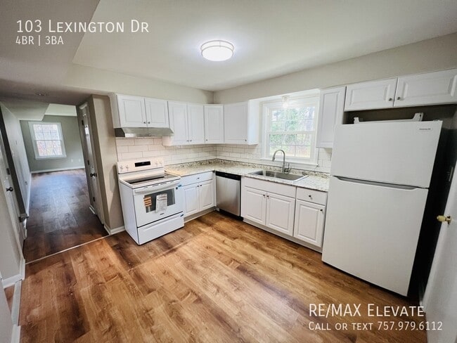 Photo - 103 Lexington Dr