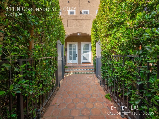 Photo - 811 N Coronado St Apartamento Unidad COPY
