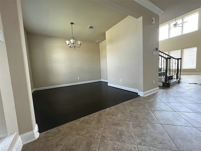 Photo - 307 Maverick Run Ct