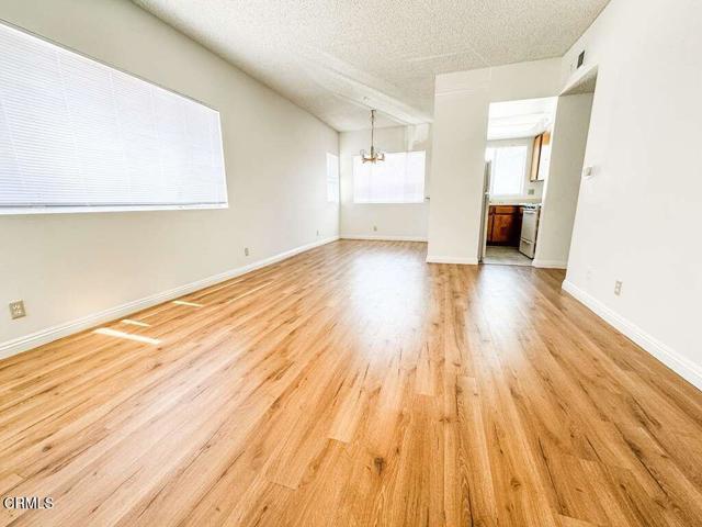 Building Photo - 336 N Chapel Ave Unit G