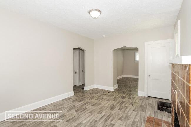 Photo - 3121 Cavanaugh Ave