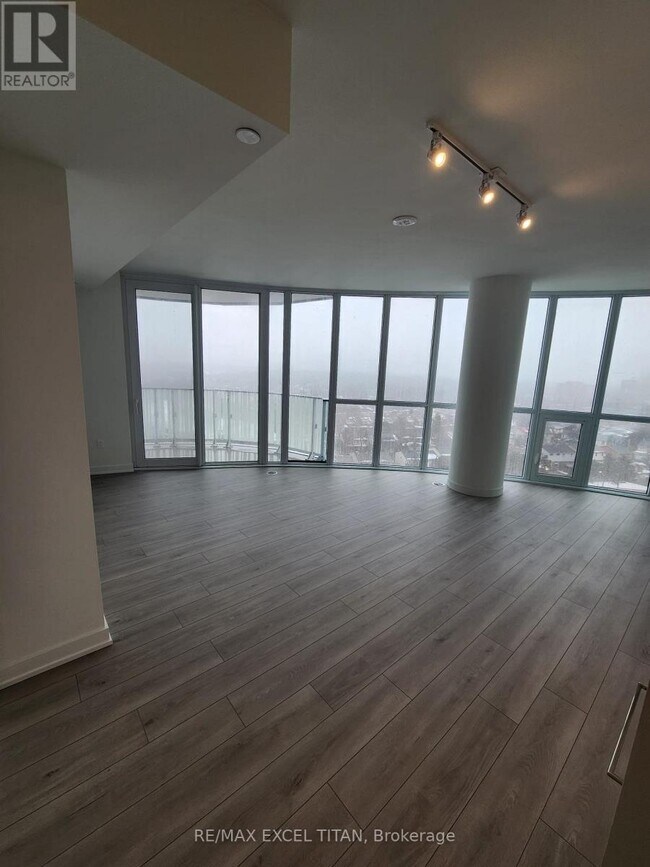 Photo - 1 Fairview Rd E Unit 903