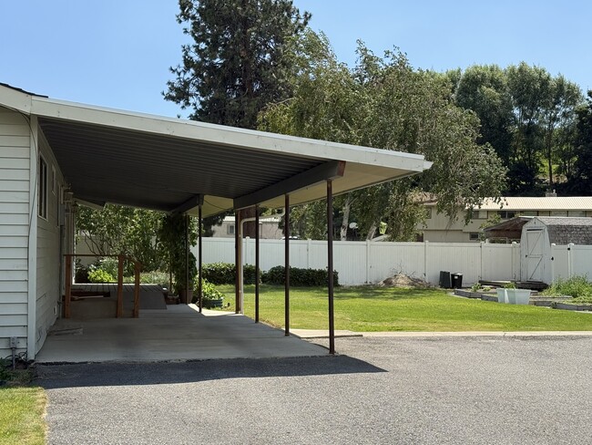 Photo - 22 Dietrich Rd