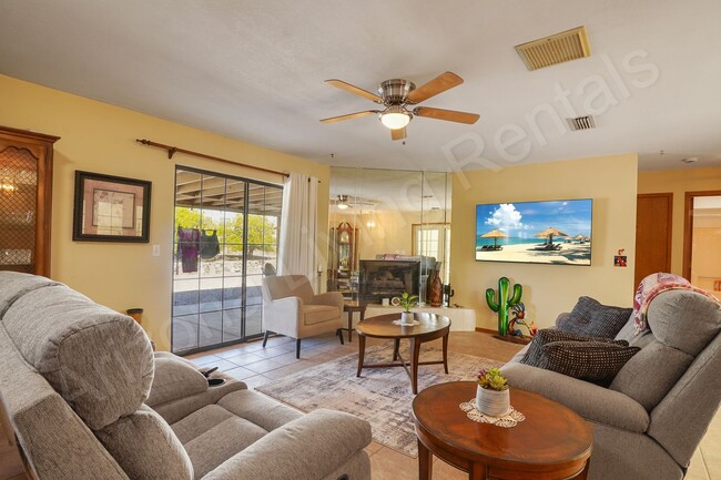 Photo - FURNISHED AVAILABLE NOVEMBER - APRIL