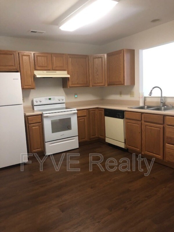 Photo - 7401 Creek Song Ct