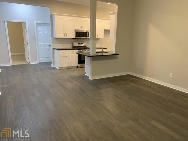 Photo - 6234 Collins St NE