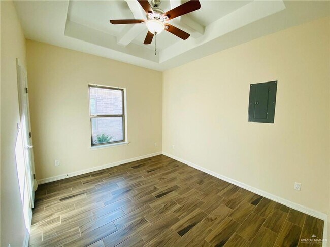 2009 Harrison St Unit 3