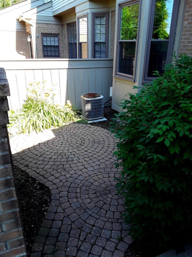 Photo - 38640 Evonshire