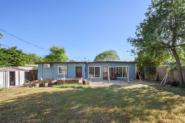 Photo - Old East Davis Rental with Spacious Yard, Bonus Room & Easy Bike Access to UC Davis