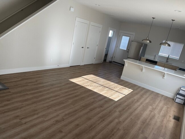 Photo - 36 S Park St