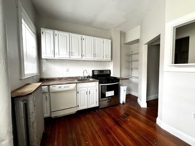 Photo - 20 Winslow Rd Apartment Unit #1